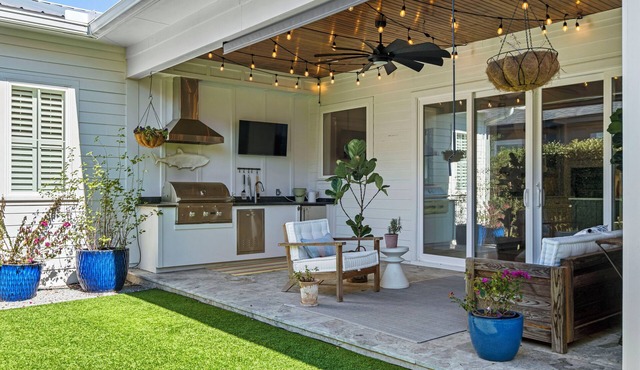 Peaceful Oasis in Town of Tioga, 4 Bed/2.5 Bath with Fully Fenced Garden