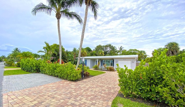 Peaceful Paradise Oasis