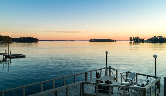 Peaceful paradise on Lake Murray