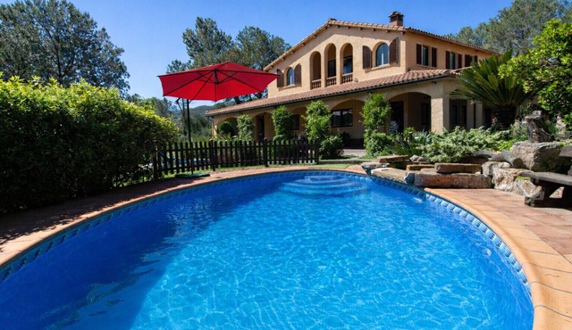 Peaceful Perfection - only 30km from Barcelona!