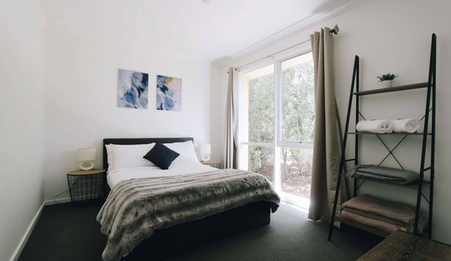Peaceful Pet Friendly Escape at Bells Beach Cottages