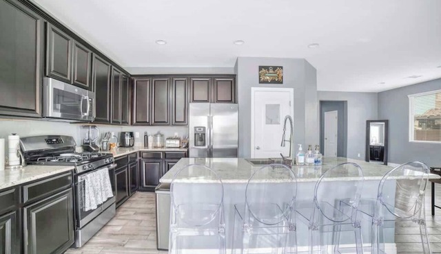 Peaceful, Pet Friendly & Gated