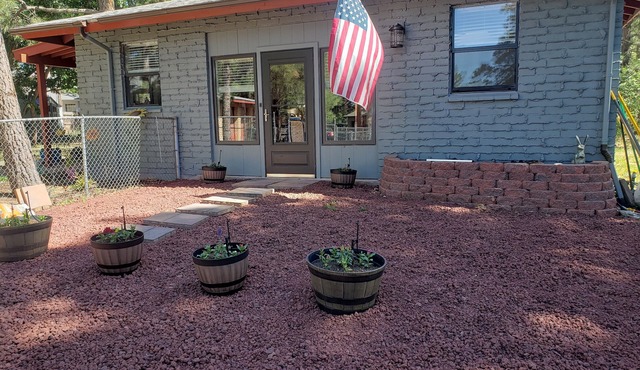 Peaceful Place in the Pines! Come experience Williams/Grand Canyon & the West!n