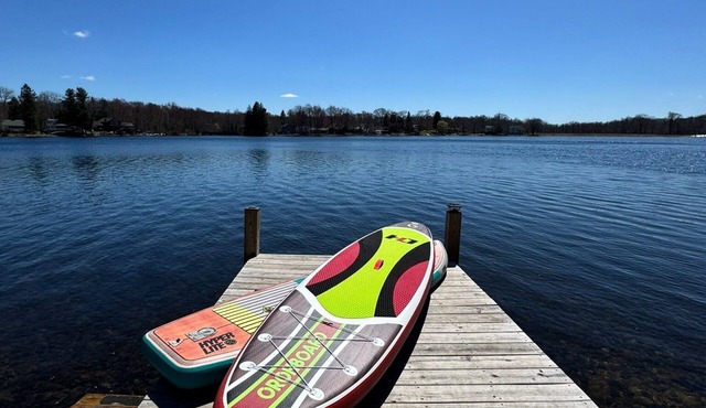 Peaceful Pocono Lakefront Cabin
