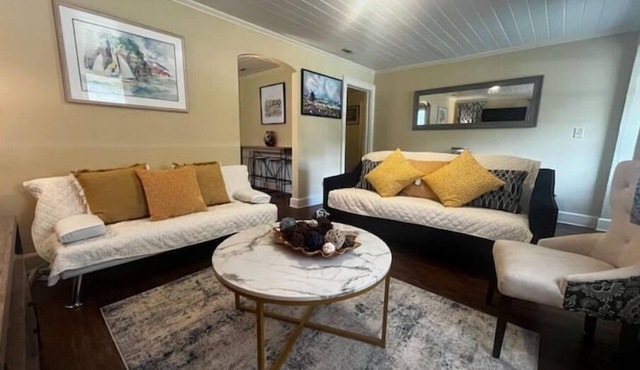 Peaceful Private home near VSU, Down town & SGMC