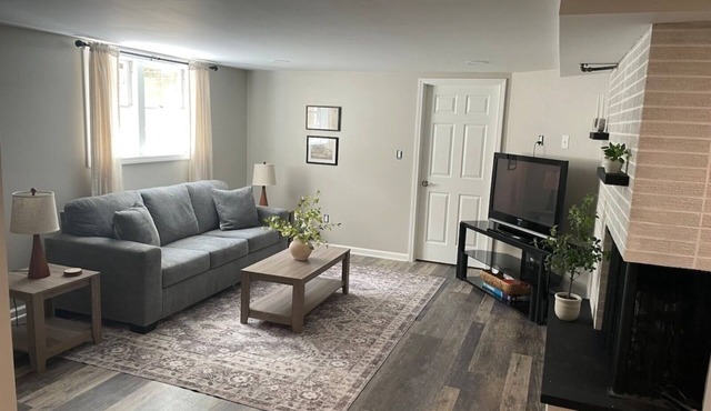 Peaceful private apartment in the charming Hiram countryside