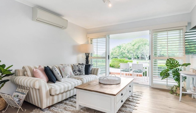 PEACEFUL PRIVATE WATERFRONT APARTMENT