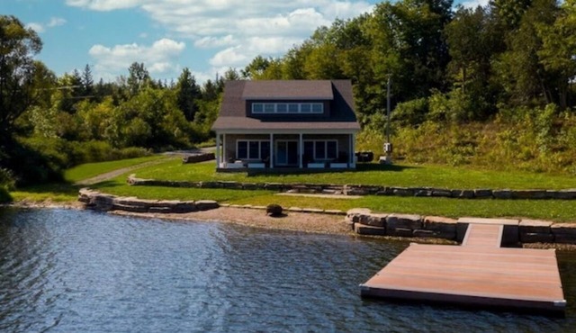 Peaceful Private Waterfront Home
