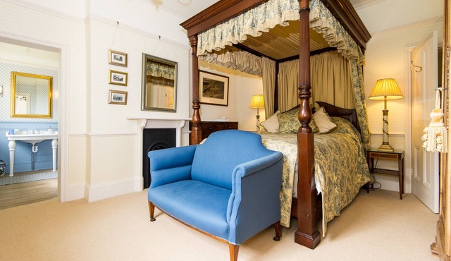 Peaceful Quality 2 bedroom/2 bathrooms Country House Apartment:beautiful garden