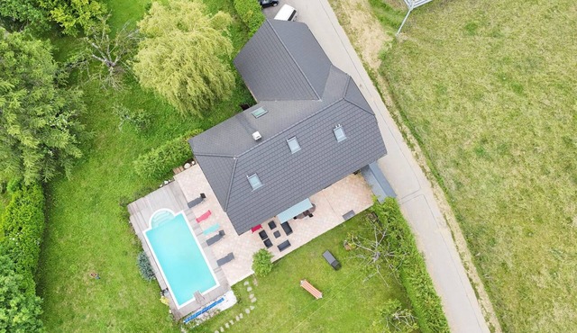 Peaceful Retreat Between Lake and Mountain: House Near Annecy and Aix-les-Bains