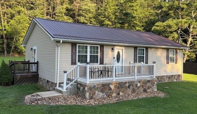 Peaceful & Relaxing 3BR Private Escape n"Home Away from Home"