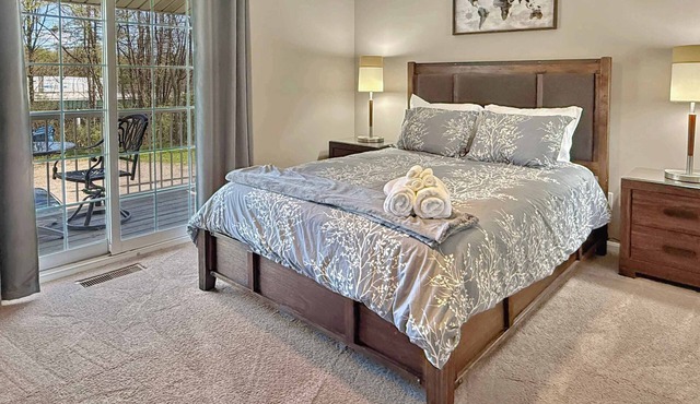 Peaceful Retreat by Portage Lakes