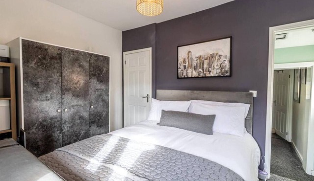 Peaceful Retreat in Telford with Modern Amenities