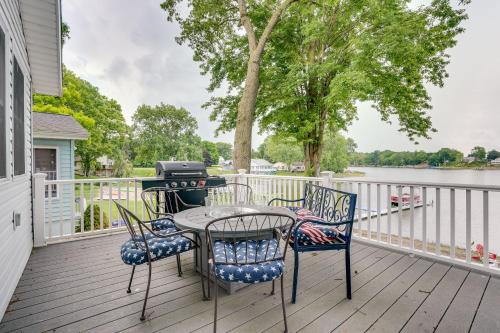 Peaceful Retreat on Gilead Lake with Grill!