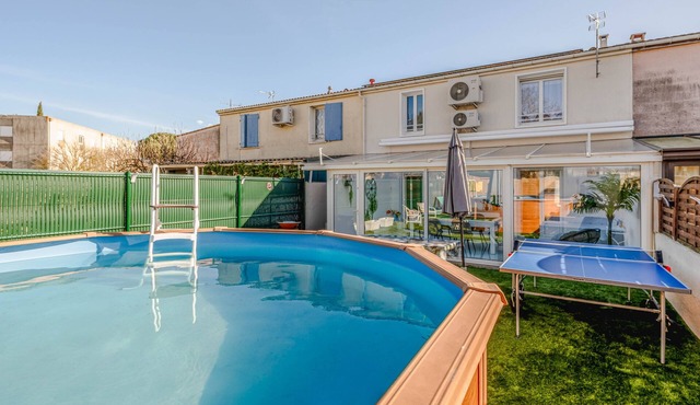 Peaceful Retreat with Private Pool, Jacuzzi, Wi-Fi, and Air Conditioning