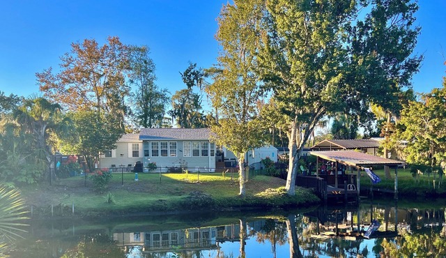 Peaceful River Retreat