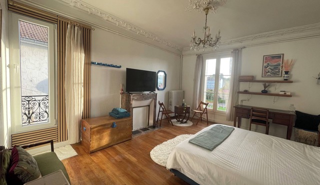 Peaceful room facing the spa-ch1