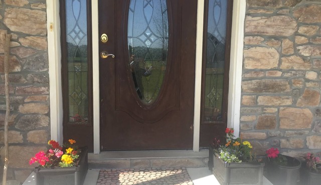 Peaceful room in farm fields of Leonardtown area