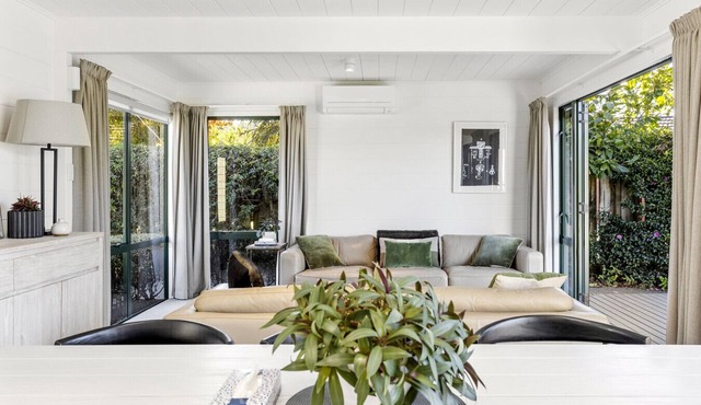 Peaceful Sanctuary near the Lake | Stylish Family Stay Steps from Shore