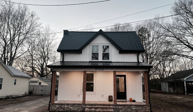 Peaceful Sears, Roebuck and Co. Mail Order Home.