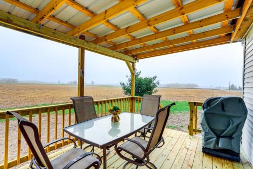 Peaceful Shiloh Home w/Deck & Fishing Pond Access