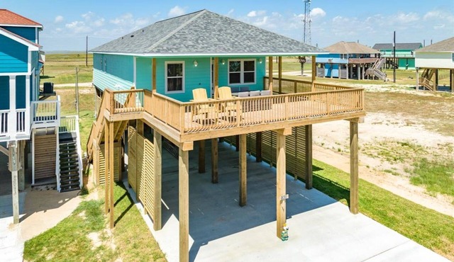 Peaceful & Spacious Beachview Retreat