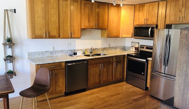 Peaceful & Spacious Hawaiian Ohana- Excellent Value