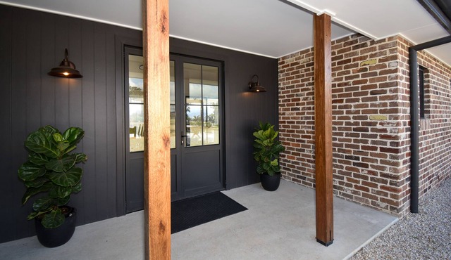 Peaceful & Spacious with gorgeous views