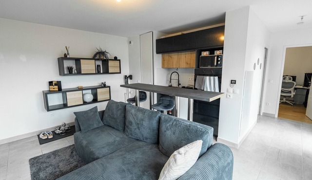 Peaceful stay near Pessac forest