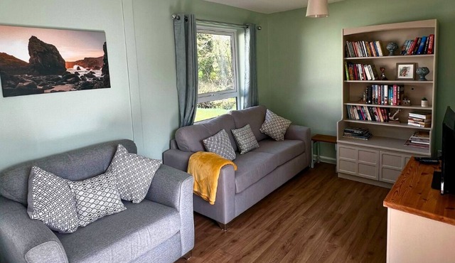 Peaceful, streamside, detached bungalow - close attractions, walks & beaches