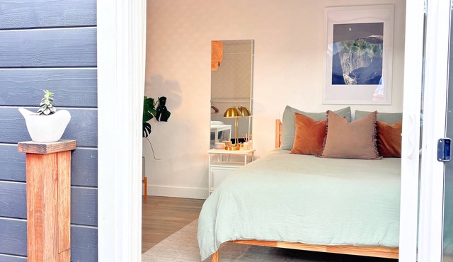 Peaceful Studio in Oakland Hills