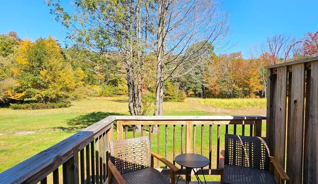 Peaceful, Stunning, and Perfectly Located! Come stay with us at Foxtrot 3!