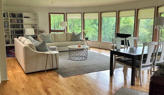 Peaceful suburban retreat in one-of-a-kind property near Washington DC