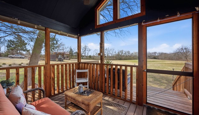 Peaceful Tiny Home Retreat Near Downtown McKinney