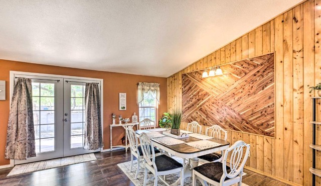 Peaceful Vadito Family Home Near Taos Valley!