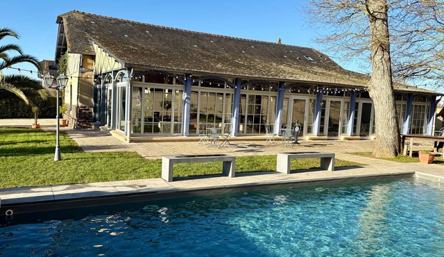 Peaceful villa with pool 15min from Rennes