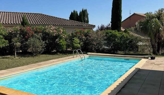 Peaceful villa, swimming pool, BBQ & pétanque court