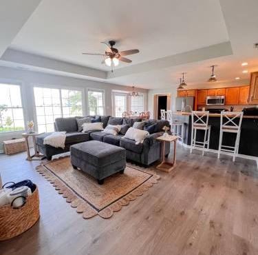 Peaceful View Close to Owensboro Modern Farmhouse