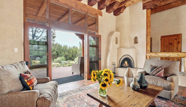 Peaceful Views, Hot Tub, Fire Pit