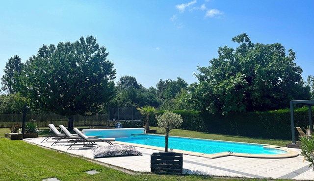 Peaceful villa in the heart of the entre-deux mers vineyards, 15min from Bordeaux