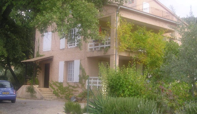 PEACEFUL VILLA IN A SMALL VILLAGE IN PROVENCE