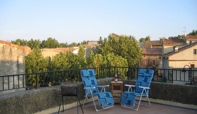 Peaceful village house with large roof top terrace in Provence