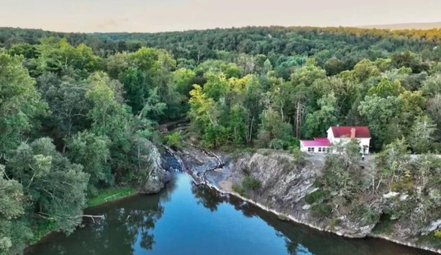 Peaceful Waterfall House - n2 bedroom hidden treasure
