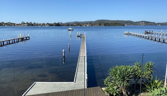 Peaceful Waterfront house Great View Private Jetty