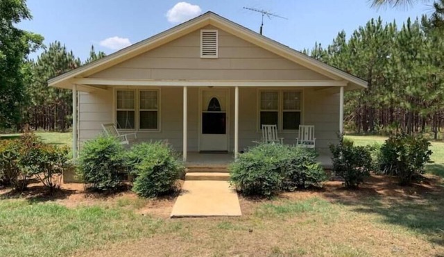 Peaceful Whitetail Deer cabin
