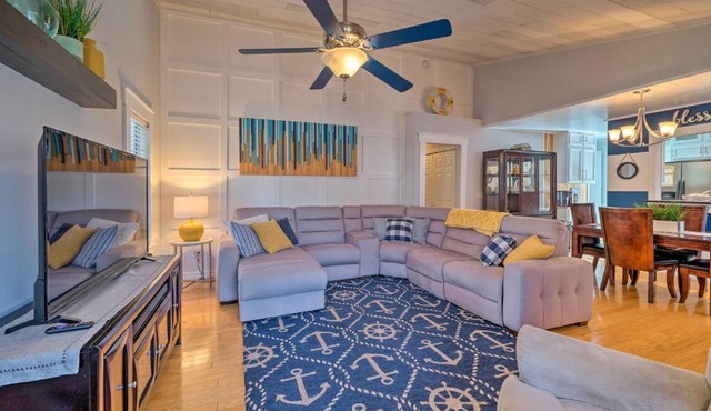 Peaceful Wilmington Home Near Beach & Downtown!