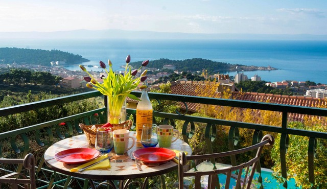 Peacefull, charming and friendly home