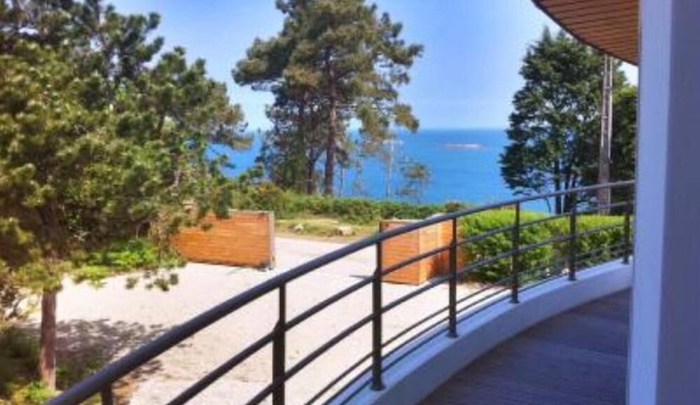 Peacefull villa, (beautiful tip of Penn Al Lann, sea 50m), Carantec, Britanny.