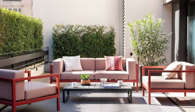 PEACH - Elegant Barcelona Apartment with Spectacular Terrace