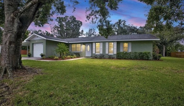 Peach Paradise-Enjoy a cozy retreat in the country!